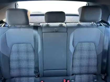 Photo 9 Volkswagen Golf  1.4 Hybrid Rechargeable OPF 245 DSG6