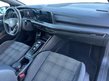 Photo 8 Volkswagen Golf  1.4 Hybrid Rechargeable OPF 245 DSG6