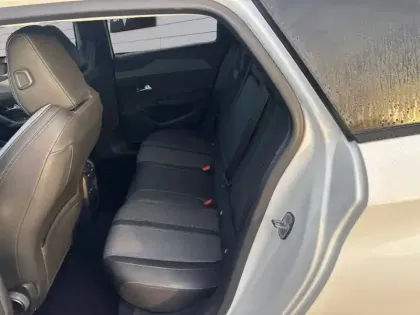 Photo 10 Peugeot 308 Gén. III Ph1 Allure Pack 5