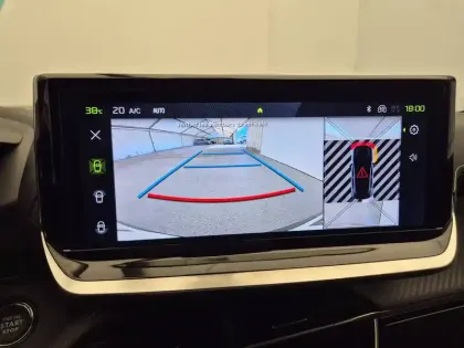 Photo 34 Peugeot 208  PureTech 100 S&S BVM6