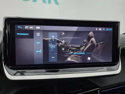 Photo 33 Peugeot 208  PureTech 100 S&S BVM6