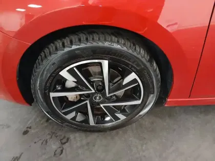 Photo 100 Opel Corsa  1.2 Turbo 130 ch BVA8