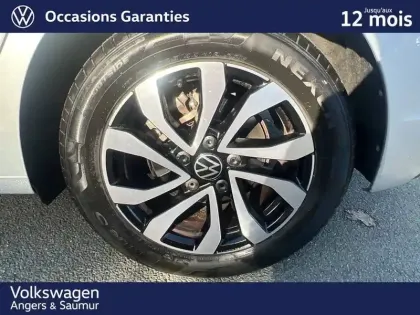 Photo 17 Volkswagen Golf  1.5 eTSI OPF 130 DSG7