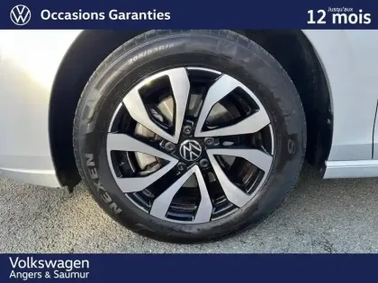 Photo 9 Volkswagen Golf  1.5 eTSI OPF 130 DSG7