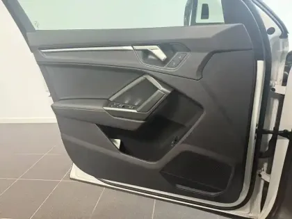 Photo 7 Audi Q3  Sportback 45 TFSIe  245 ch S tronic 6