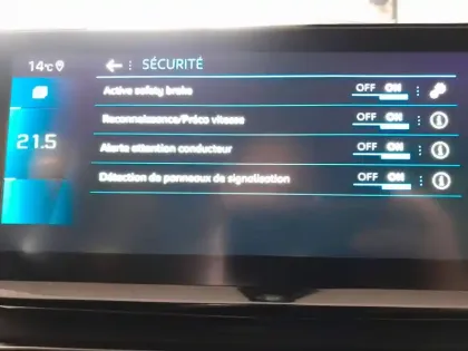 Photo 21 Peugeot 3008  BlueHDi 130ch S&S EAT8