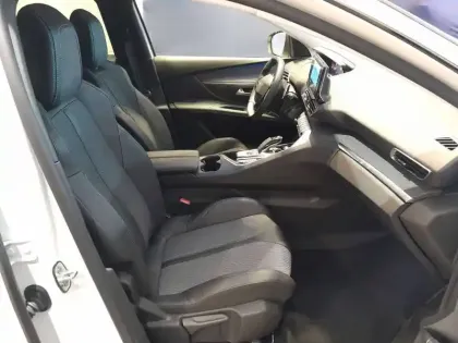 Photo 16 Peugeot 3008  BlueHDi 130ch S&S EAT8