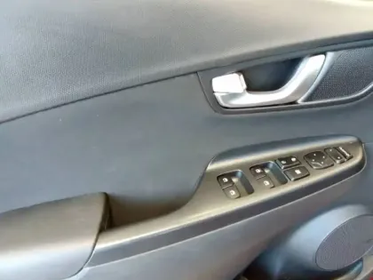 Photo 148 Hyundai Kona  Hybrid 141