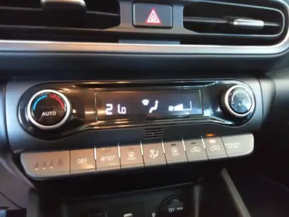 Photo 170 Hyundai Kona  Hybrid 141