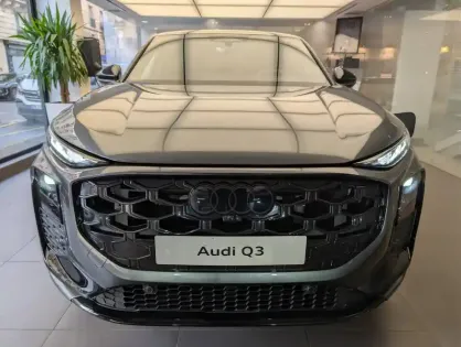 Photo 2 Audi Q3  Sportback e-hybrid 272 ch S tronic 6