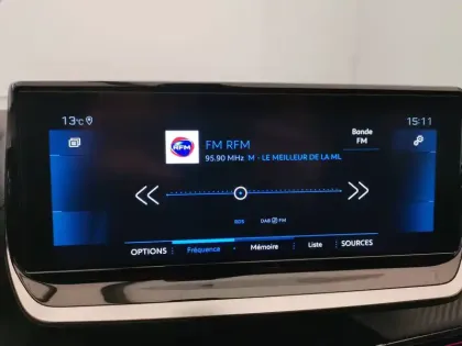 Photo 16 Peugeot 208  PureTech 130 S&S EAT8