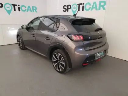 Photo 6 Peugeot 208  PureTech 130 S&S EAT8