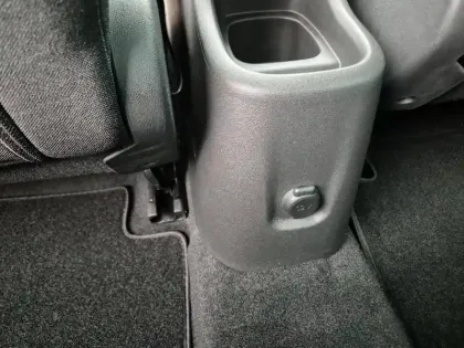 Photo 35 Citroën C3 Aircross  PureTech 110 S&S BVM6