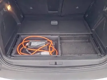 Photo 17 Peugeot 3008  Hybrid 225 e-EAT8