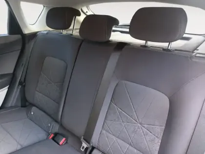 Photo 13 Hyundai Bayon  1.0 T-GDi 100 DCT-7 Hybrid 48V