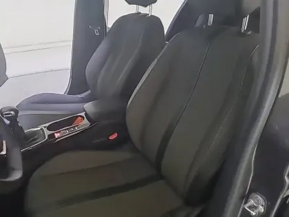 Photo 10 Peugeot 208  PureTech 100 S&S BVM6