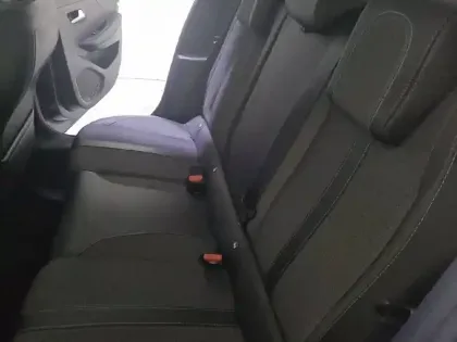 Photo 11 Peugeot 208  PureTech 100 S&S BVM6