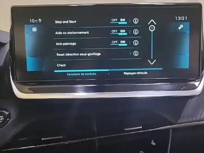 Photo 20 Peugeot 208  PureTech 100 S&S BVM6