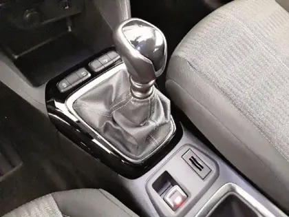 Photo 13 Opel Corsa  1.2 Turbo 100 ch BVM6