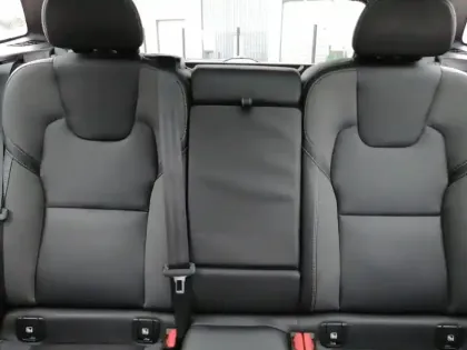 Photo 20 Volvo Xc60  T8 Recharge AWD 310 ch + 145 ch Geartronic 8