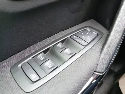 Photo 22 Renault Kadjar  Blue dCi 115 EDC