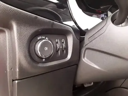 Photo 23 Opel Corsa  1.2 Turbo 100 ch BVM6