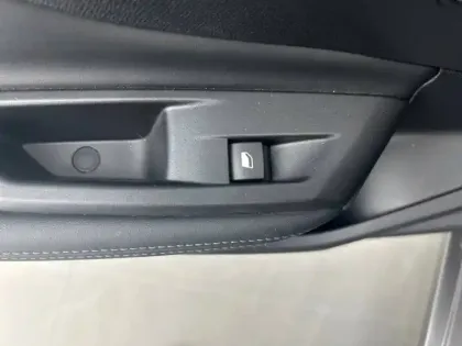 Photo 47 Peugeot 308  SW PureTech 130ch S&S EAT8