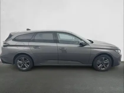 Photo 33 Peugeot 308  SW PureTech 130ch S&S EAT8