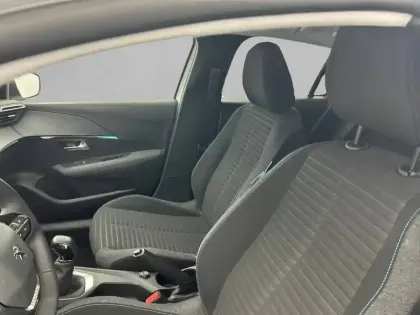 Photo 10 Peugeot 208  PureTech 75 S&S BVM5