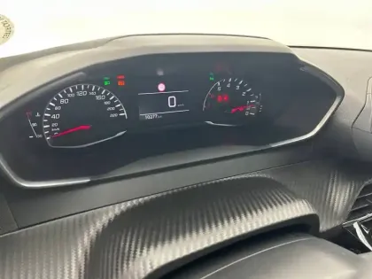 Photo 9 Peugeot 208  PureTech 75 S&S BVM5