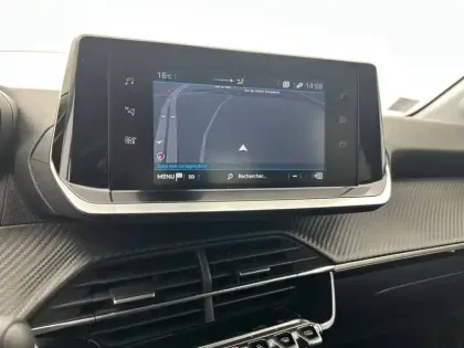 Photo 20 Peugeot 208  PureTech 75 S&S BVM5