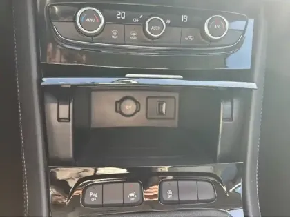 Photo 14 Opel Grandland  1.2 Turbo 130 ch