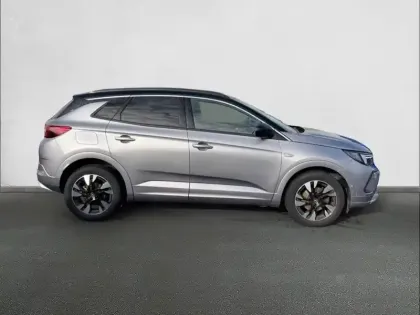 Photo 3 Opel Grandland  1.2 Turbo 130 ch BVA8