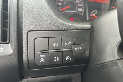 Photo 50 Peugeot Boxer  TOLE 330 L2H1 BLUEHDI 140 S&S