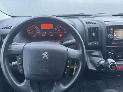 Photo 47 Peugeot Boxer  TOLE 330 L2H1 BLUEHDI 140 S&S