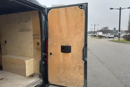 Photo 11 Peugeot Boxer  TOLE 330 L2H1 BLUEHDI 140 S&S