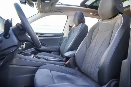 Photo 17 Volkswagen Tiguan  1.5 eHybrid 204ch DSG6