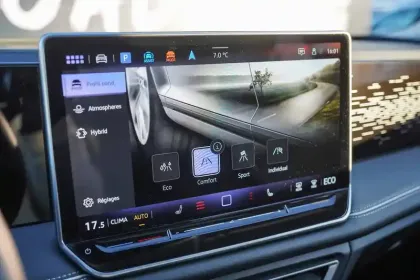 Photo 26 Volkswagen Tiguan  1.5 eHybrid 204ch DSG6