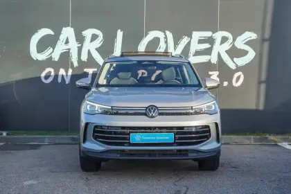 Photo 1 Volkswagen Tiguan  1.5 eHybrid 204ch DSG6