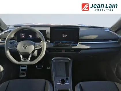Photo 35 Volkswagen T-roc  1.5 eTSI EVO2 Hybrid 150 ch DSG7