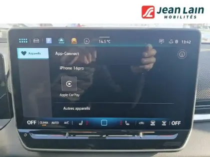 Photo 33 Volkswagen T-roc  1.5 eTSI EVO2 Hybrid 150 ch DSG7