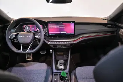 Photo 60 Skoda Octavia  Combi 1.5 TSI Hybrid 150 ch ACT DSG7