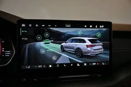 Photo 71 Skoda Octavia  Combi 1.5 TSI Hybrid 150 ch ACT DSG7