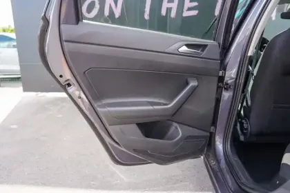 Photo 17 Volkswagen Polo  1.0 TSI 95 S&S DSG7