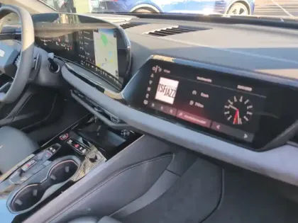 Photo 16 Audi A6  Avant TDI 204 ch S tronic 7 Quattro