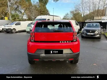 Photo 36 Fiat Grande Panda  T-Gen 3 1.2 Hybrid Turbo 110 ch eDCT6