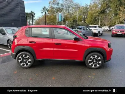 Photo 35 Fiat Grande Panda  T-Gen 3 1.2 Hybrid Turbo 110 ch eDCT6