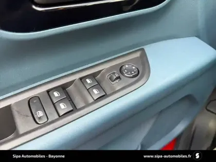 Photo 11 Fiat Grande Panda  T-Gen 3 1.2 Hybrid Turbo 110 ch eDCT6