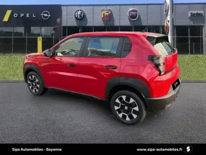 Photo 6 Fiat Grande Panda  T-Gen 3 1.2 Hybrid Turbo 110 ch eDCT6