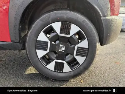 Photo 10 Fiat Grande Panda  T-Gen 3 1.2 Hybrid Turbo 110 ch eDCT6